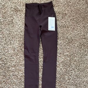 Lululemon in focus run tight 28” size 4